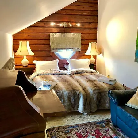 Gjedsjo Gaard Bed & Breakfast Ski