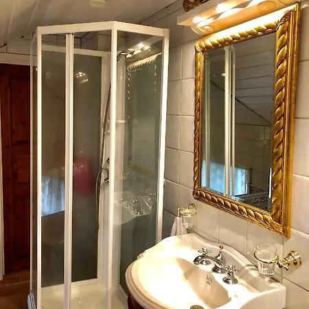 Gjedsjo Gaard Bed & Breakfast
